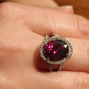 Certified Natural Garnet Ring - Unique 4.52 Oval Rhodolite Garnet Ring with Halo Diamonds, Genuine Garnet Engagement Ring in 18 Karat Gold