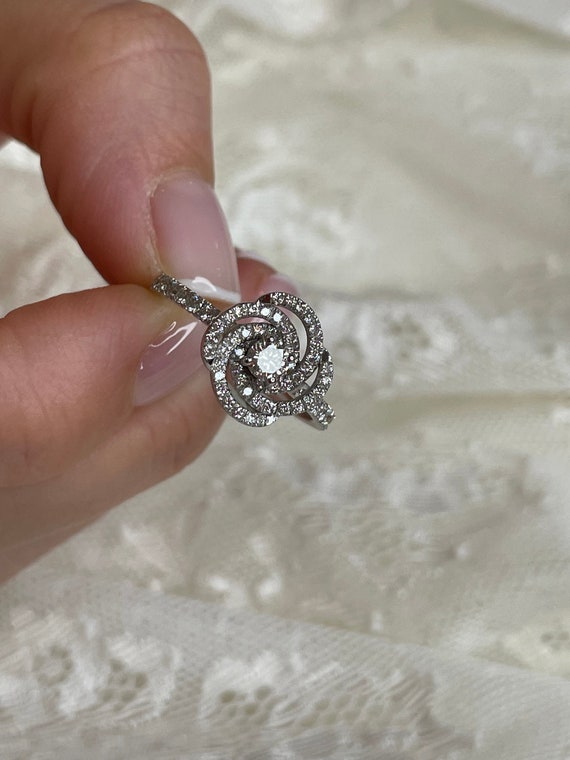 Flower Wedding Ring 2024 | thoughtperfect.com