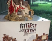 Lilliput Lane Victoria Cottage - with Deed, Booklet, and Original Box