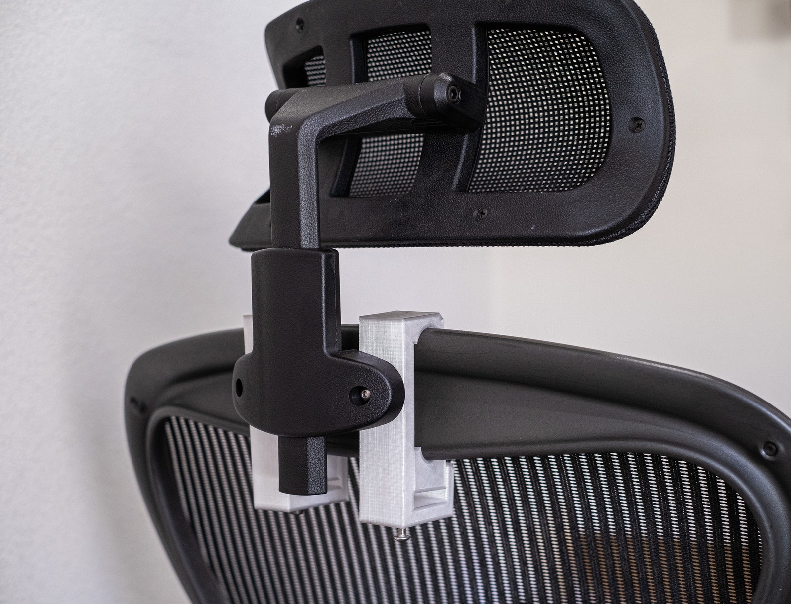 Headrest Mount/clamp for Herman Miller Aeron Etsy