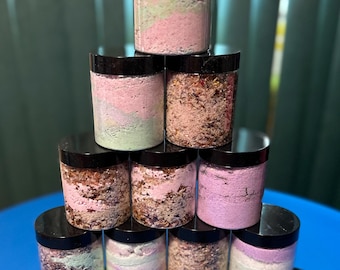 Organic fizzing Bath Salt  in a 8 ounces Jar