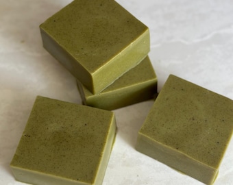 Moringa soap with Mellon fragrance.