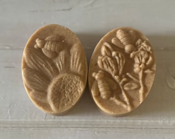 Oatmeal  lavender and honey all-natural soap
