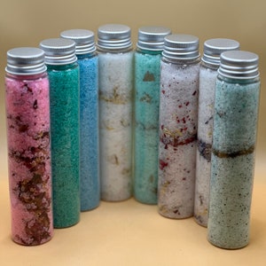 Aromatic organic bath salts