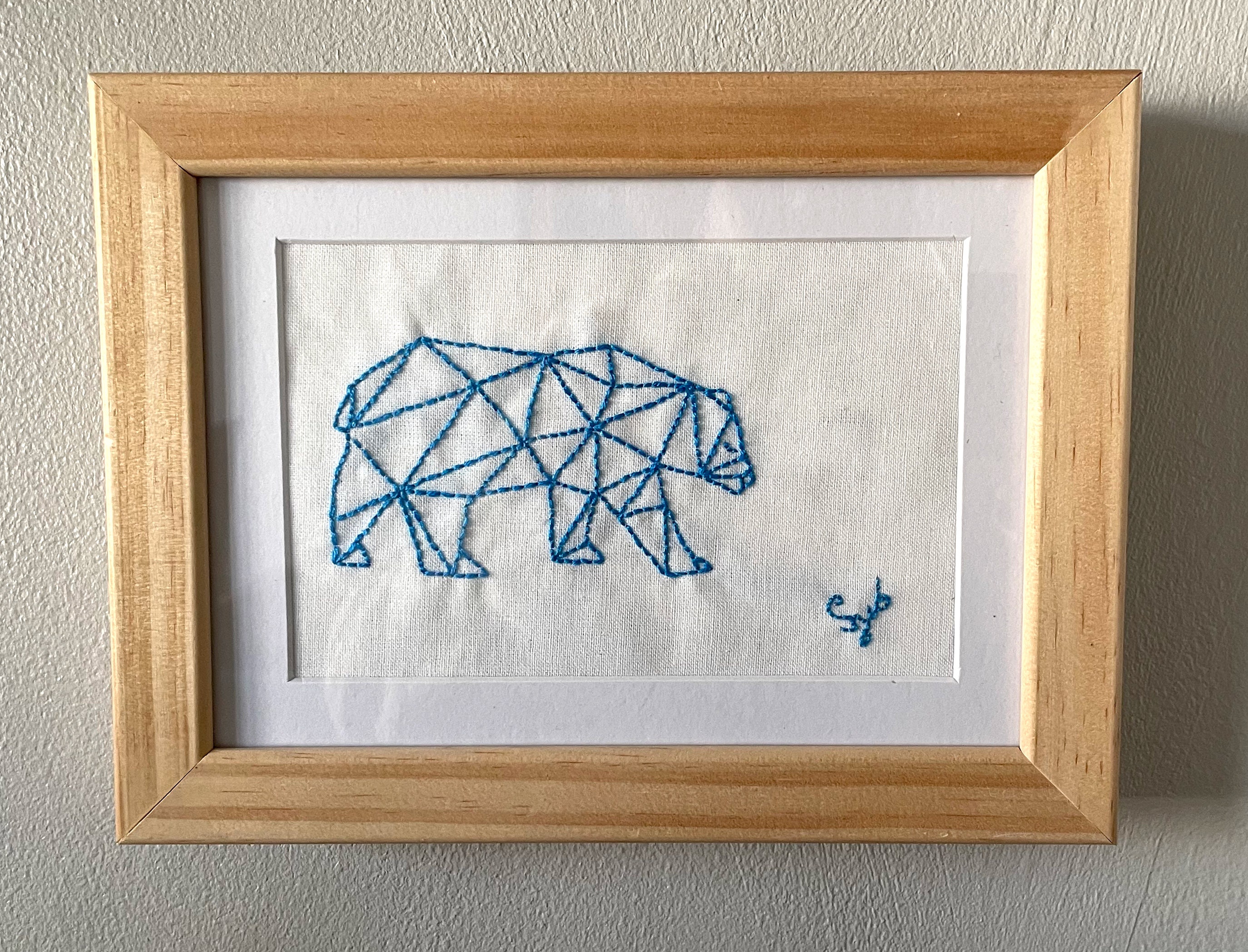 Tableau Textile Broderie Contemporaine Animal Totem Ours