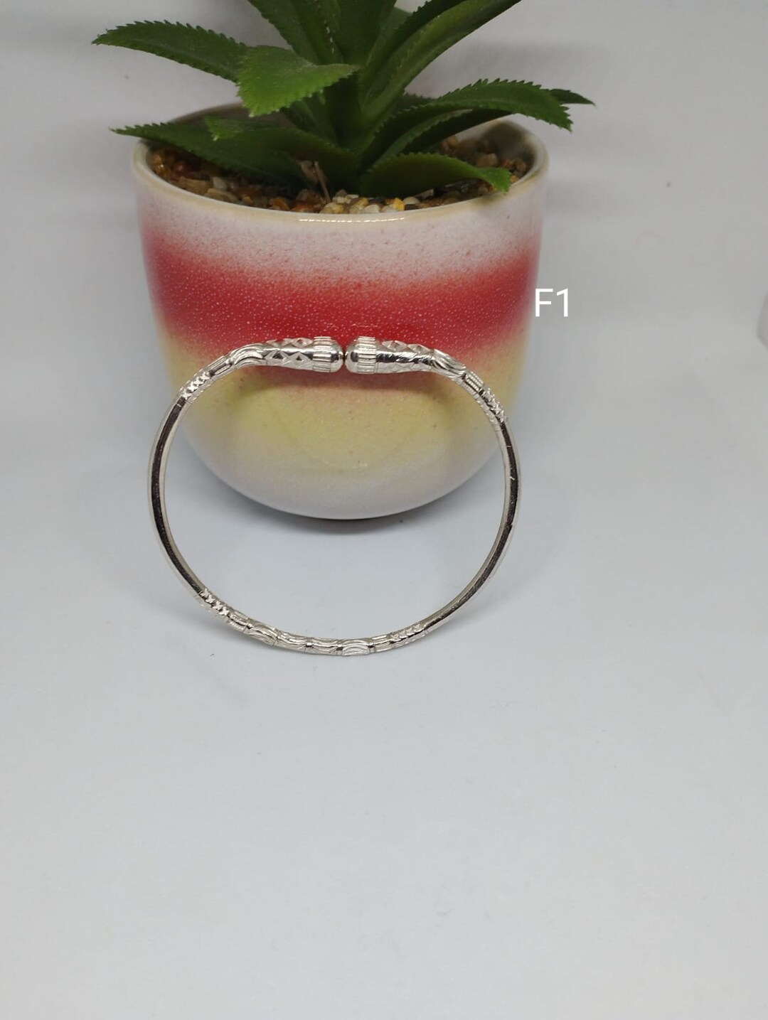 Bague Vangovango T55 En Argent Massif 950 - Madagascar - Pierre Noire Cabochon - Neuf Sans Emballage