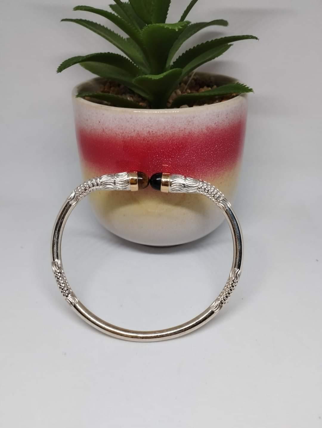 Bague Artisanale En Argent Massif 950 Vangovango De Madagascar - Modèle T55 Soa, Noir Et Argent