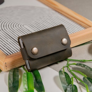 Credit card wallet in crazy horse green leather, Leather card holder for graduation gift, Business card case for husband