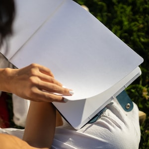 Leren Crazy Horse-reisboek voor kapitein, gepersonaliseerd avonturenboek voor mannen, avonturendagboek in leer afbeelding 3