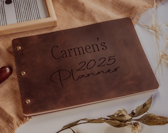 Custom Leather 2025 Couple Planner with Photos, Personalized Handmade Agenda for Couples, Perfect Gift for Daily Life and Shared Adventures