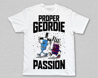 Tyneside Brewing Co - Camiseta clásica con lata y botella / Regalos para fans del Newcastle United / Idea de regalo perfecta para aficionados al fútbol