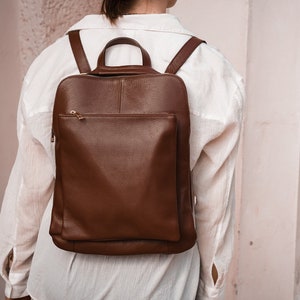 Genuine leather backpack unisex made of Italian leather, handmade in Europe, laptop backpack made of cowhide, everyday work backpack, handbag Dunkelbraun