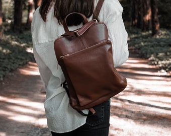 Genuine leather backpack unisex made of Italian leather, handmade in Europe, laptop backpack made of cowhide, everyday work backpack, handbag