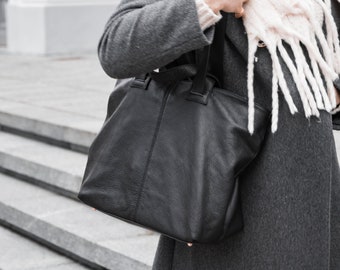 Large leather Tote bag "Caja", ladies genuine leather shoulder bag, laptop bag in black, robust, with wide shoulder strap, handmade in Italy