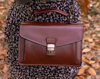 Lockable handbag "Cira", handmade, leather handbag women, real leather, shoulder bag, messenger bag with flap in leather brown