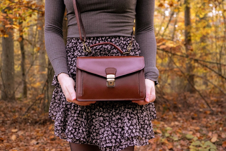 Leather shoulder bag Cira, handmade, women's leather handbag, real leather, satchel bag, messenger bag with flap in leather brown image 2