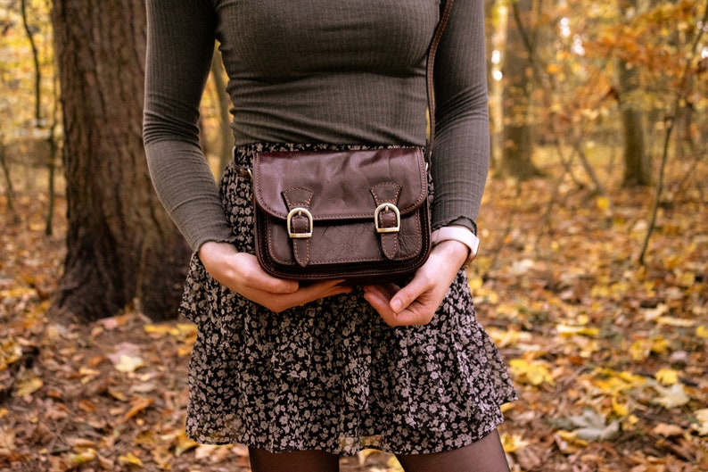 Shoulder bag made of sturdy leather Lora, handmade, leather handbag ladies, genuine leather, Satchel Bag, Messenger Bag. medium-sized, dark brown image 8