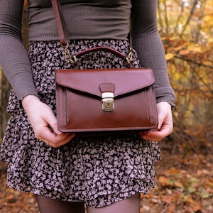 Leather shoulder bag Cira, handmade, women's leather handbag, real leather, satchel bag, messenger bag with flap in leather brown image 5