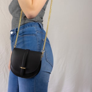 Shoulder bag in black, blue, cognac, yellow, brown, handmade, leather handbag, shoulder bag, saddle bag, satchel bag, chain image 5