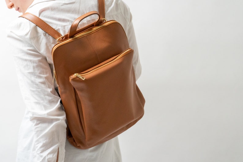 Genuine leather backpack unisex made of Italian leather, handmade in Europe, laptop backpack made of cowhide, everyday work backpack, handbag Cognac Braun