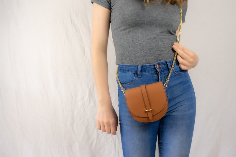 Shoulder bag in black, blue, cognac, yellow, brown, handmade, leather handbag, shoulder bag, saddle bag, satchel bag, chain Brown