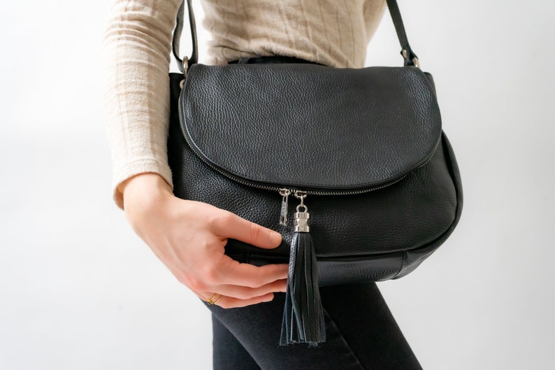 Shoulder bag tassel bag Ila made of genuine leather, flap bag, bag with zip flap, black, women's handbag, satchel bag image 2