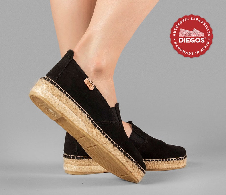 Classic black suede espadrilles with low sole hand-sewn in Rioja, Spain, Alpargata for women. DIEGOS collection®, espardenya image 2