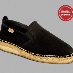 Classic black suede espadrilles with low sole hand-sewn in Rioja, Spain, Alpargata for women. DIEGOS collection®, espardenya image 3