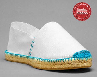 Witte platte espadrilles ideaal voor bruiloften en geschenken Espadrille voor vrouwen. DIEGOS collectie®, fris en licht zomerschoeisel