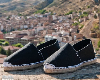 Black espadrilles sewn white for men hand-stitched in Rioja, Spain Authentic Spanish espardenya ? Summer shoe ? DIEGOS