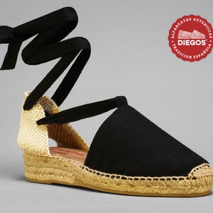 Espadrilles Carmen black with bows and low heel for women, traditional espadrilles and hand-sewn in Rioja, Spain DIEGOS® image 10
