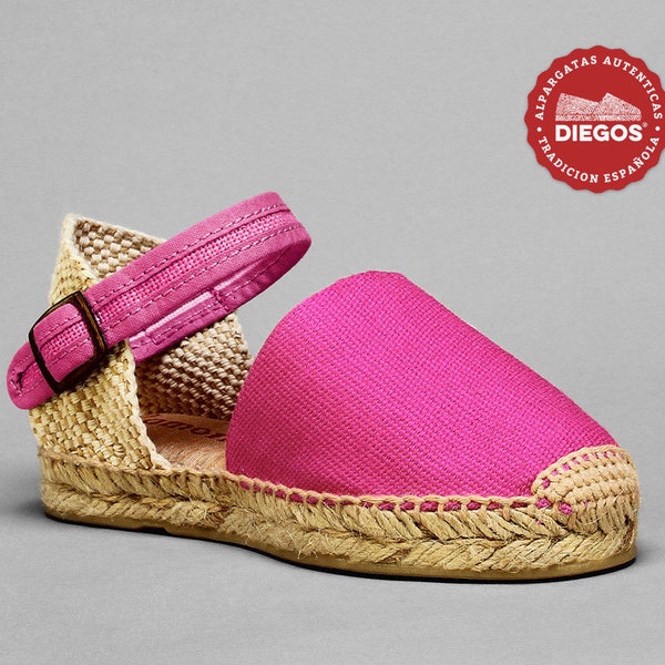 Paquita espadrille for girls, fuxia pink, hand-sewn in La Rioja, Spain | Easy to tie the ankle with cotton ties