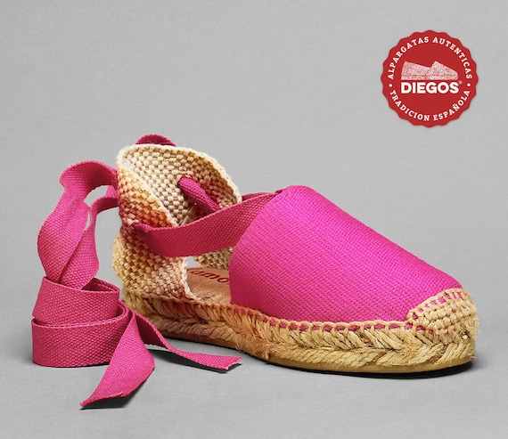 Zapatos tacon niña rosa fucsia de segunda mano por 10 EUR en