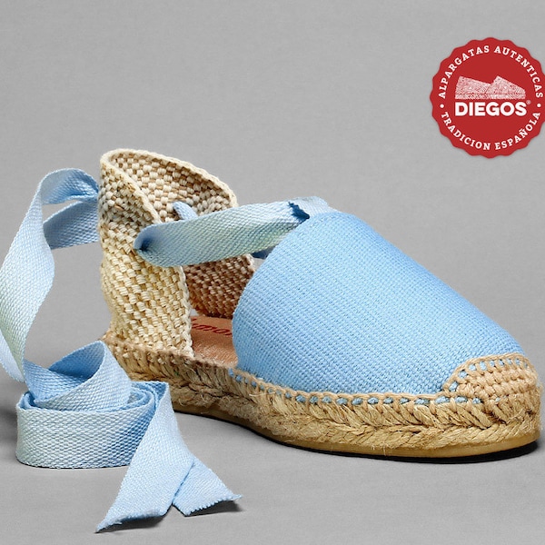 Lolita espadrille for girls, sky blue, hand-sewn in La Rioja, Spain | Easy to tie the ankle with cotton ties