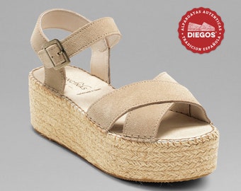 Alpargata plataforma plana ante color beige y verde cosida a mano en la Rioja, España, Alpargata para mujer. Colección DIEGOS®, espardenya