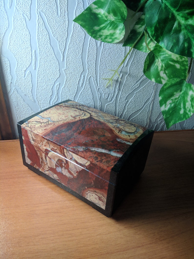 Casket handmade from jasper 4