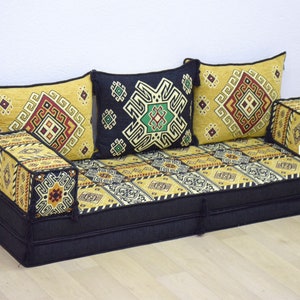 Pin 2025 cushion couch