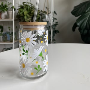 16oz White Daisy Cup, White and Green Floral Glass, Spring Summer Glass Cup, Birthday Gift for Her, Teacher Appreciation Gift, Coffee Glass image 1