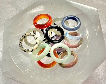 Kristallen ring, ring maat 7, edelsteenringen, amethist, carneool, obsidiaan, aventurijn, jaspis, opaliet, helende edelstenen, helende kristallen