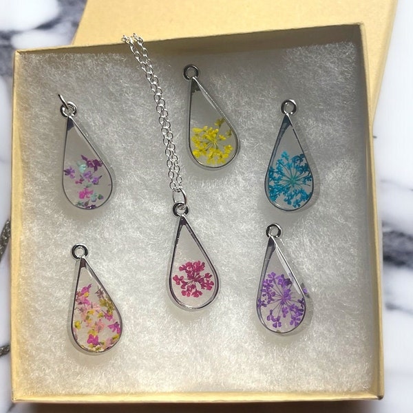 Assorted Real Flower Necklaces, Pressed Flower Jewelry, Preserved Flower Necklaces, Blue Flower, Purple Flower, Yellow Flower, Pink Flower