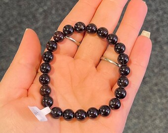 Granaatarmband, helende kristallen armband, dieprode granaat, passie, doel, vitaliteit, bescherming, gezondheid, handgemaakte sieraden