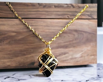Black Tourmaline Necklace, Protection Crystal Necklace, Protection from evil, evil eye protection, healing crystals, wire wrapped necklace