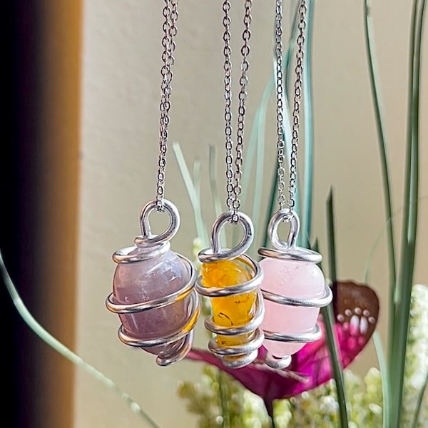 Colar de cristal com arame, colar de cristal para cura, pedras preciosas com arame, pedras naturais, anti-ansiedade, joias de cristal com arame