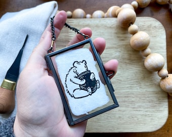 Originaler Linolschnitt von Winnie Puuh: Klassische Puuh-Kunst, gotisches Cottagecore-Dekor
