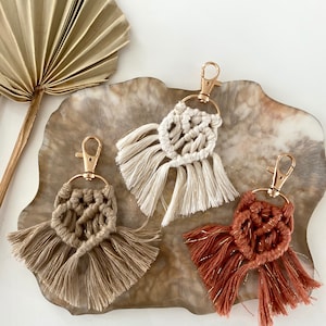 Macramé Keychain Heart