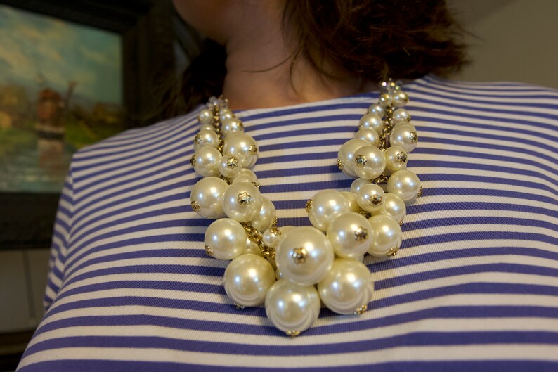 Vintage Imitation Pearls Cluster Statement Bib Necklace 画像 3