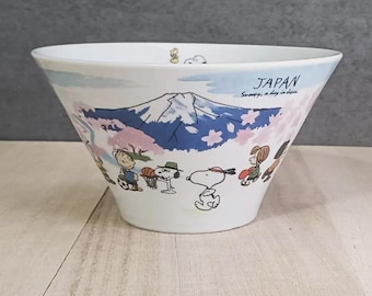 Mino Ware Kawaii Snoopy Ramen Bowl & Spoon Set Made in Japan