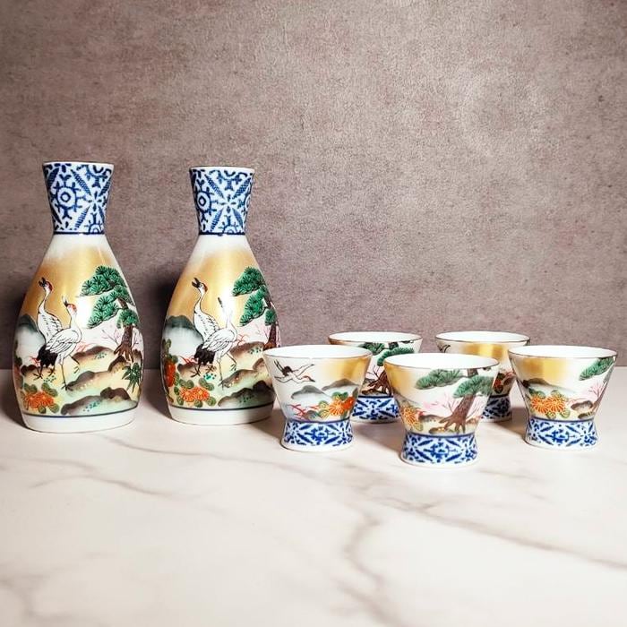 Vintage Kutani Ware Crane Design SAKE Bottle SAKE Cup Set Made in