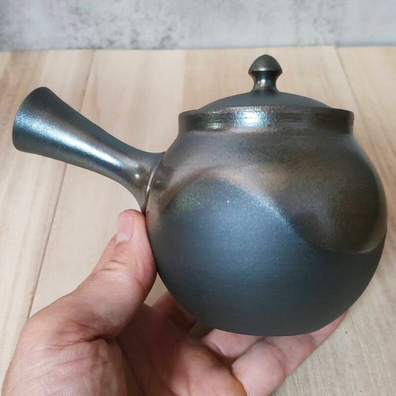 Tokoname ware Kyusu Teapot and Yunomi Teacup - Thumbnail 3