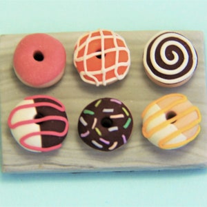 Clay Donut Magnets, Donut Refrigerator Magnets, Cute Donut Kitchen Decor, Faux Donuts Magnets, Cute Miniature Food Magnets, Donut Lover Gift